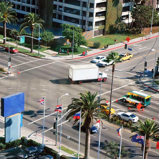 Stop Signs and Signals – Large Vehicles